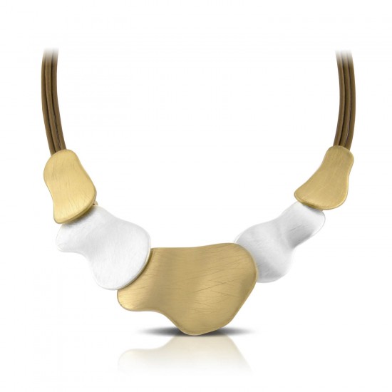 Kalung Emas Danau